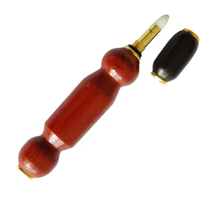 Applique de parfum forme stylo · Doré