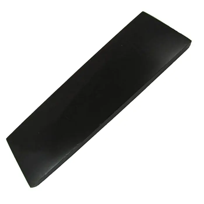Plaquette corne de buffle noire 125×38×8 mm