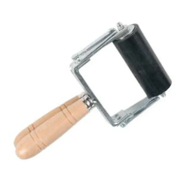 Maroufleur à rouleau caoutchouc 90 mm