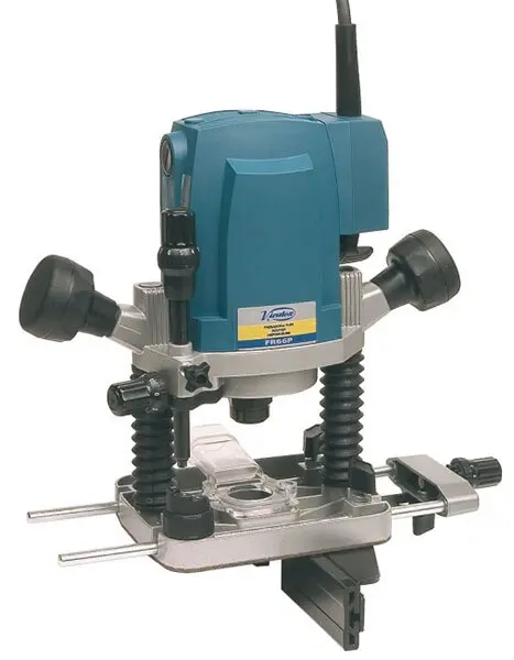 Défonceuse 1300 W pince 8 mm - FR66P